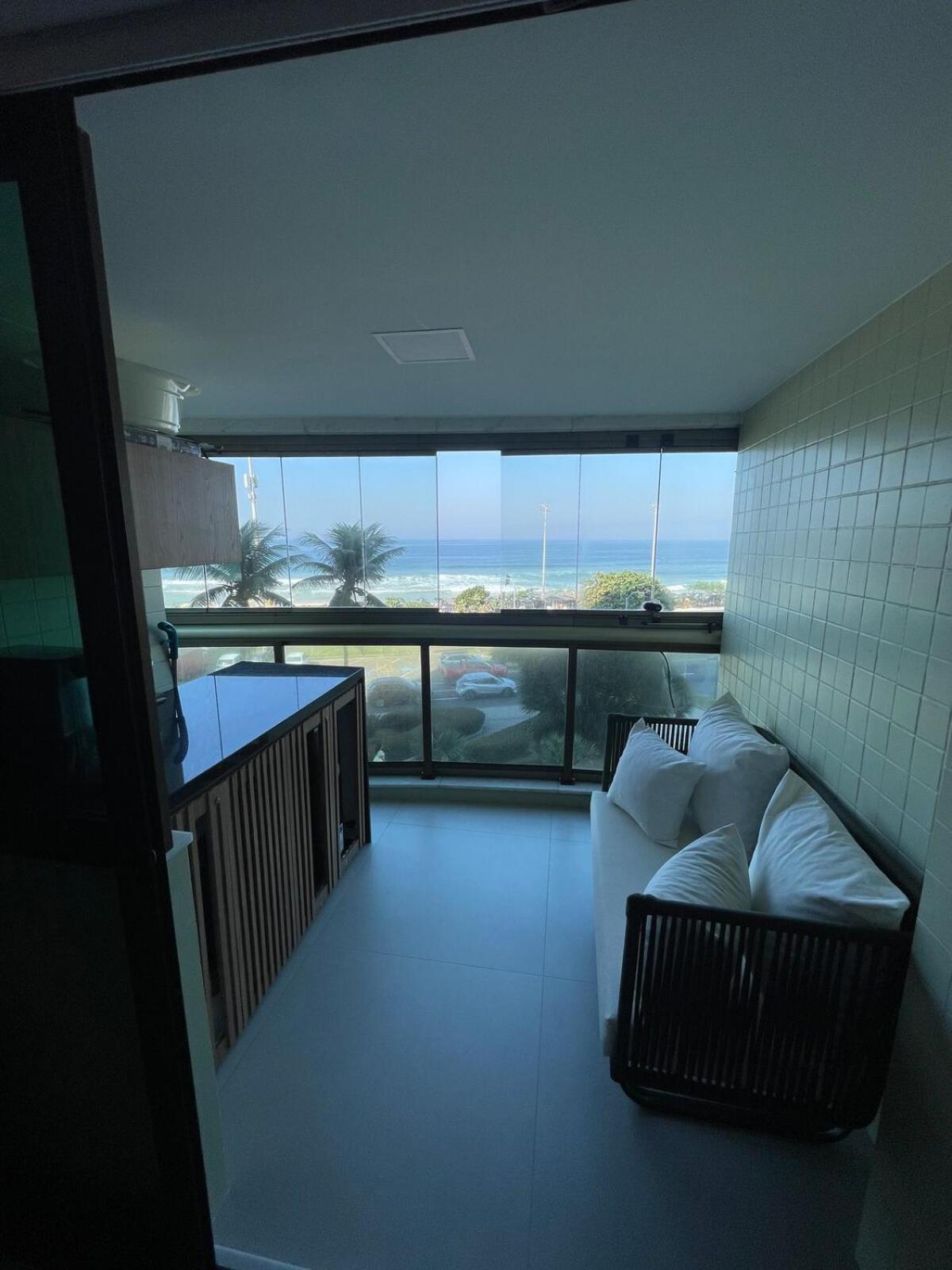 Apartamento By The Sea With Beautiful Views Rio de Janeiro
